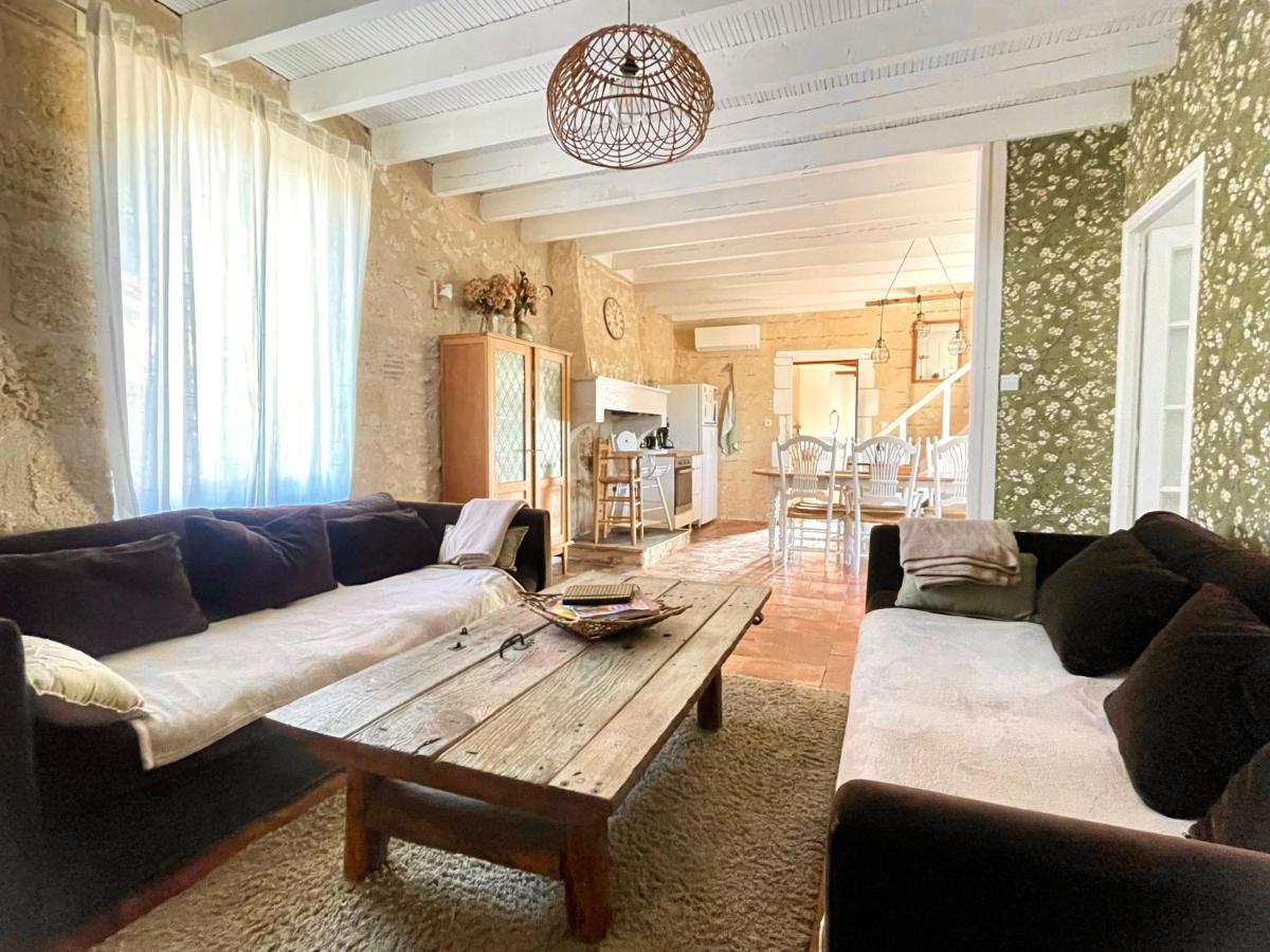 Les Régniers - 1 gîte x4 à 6 et 1 gîte x8 - à réserver ensemble ou séparément Eynesse Exterior foto