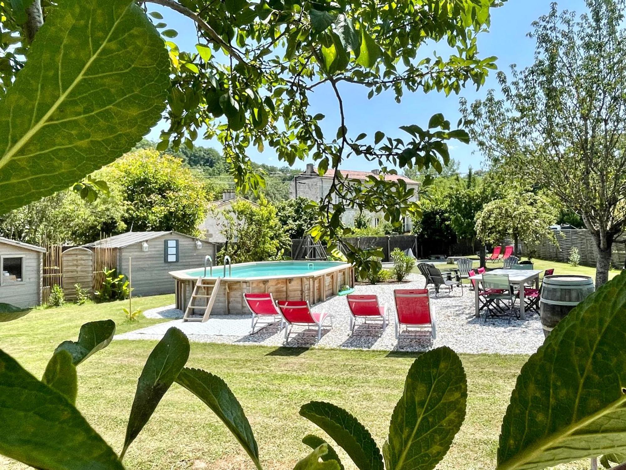 Les Régniers - 1 gîte x4 à 6 et 1 gîte x8 - à réserver ensemble ou séparément Eynesse Exterior foto