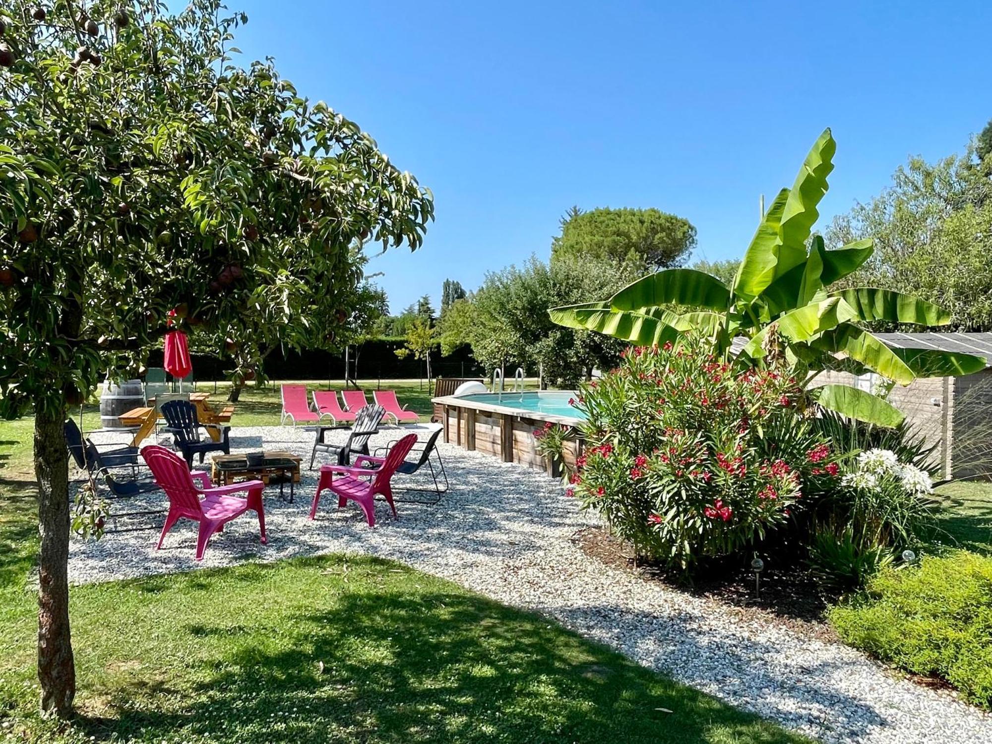 Les Régniers - 1 gîte x4 à 6 et 1 gîte x8 - à réserver ensemble ou séparément Eynesse Exterior foto
